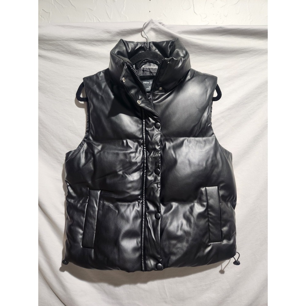 NEW‎ LOOK Women's Faux Leather Insulated Puffer Vest Black Cropped MEDIUM NWT